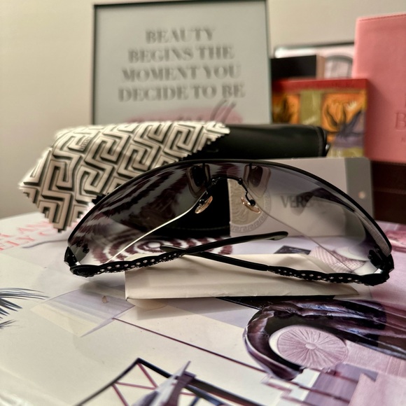 Vintage Versace Sunglasses with Medusa Head Logo and Swarovski Crystals - Picture 5 of 11